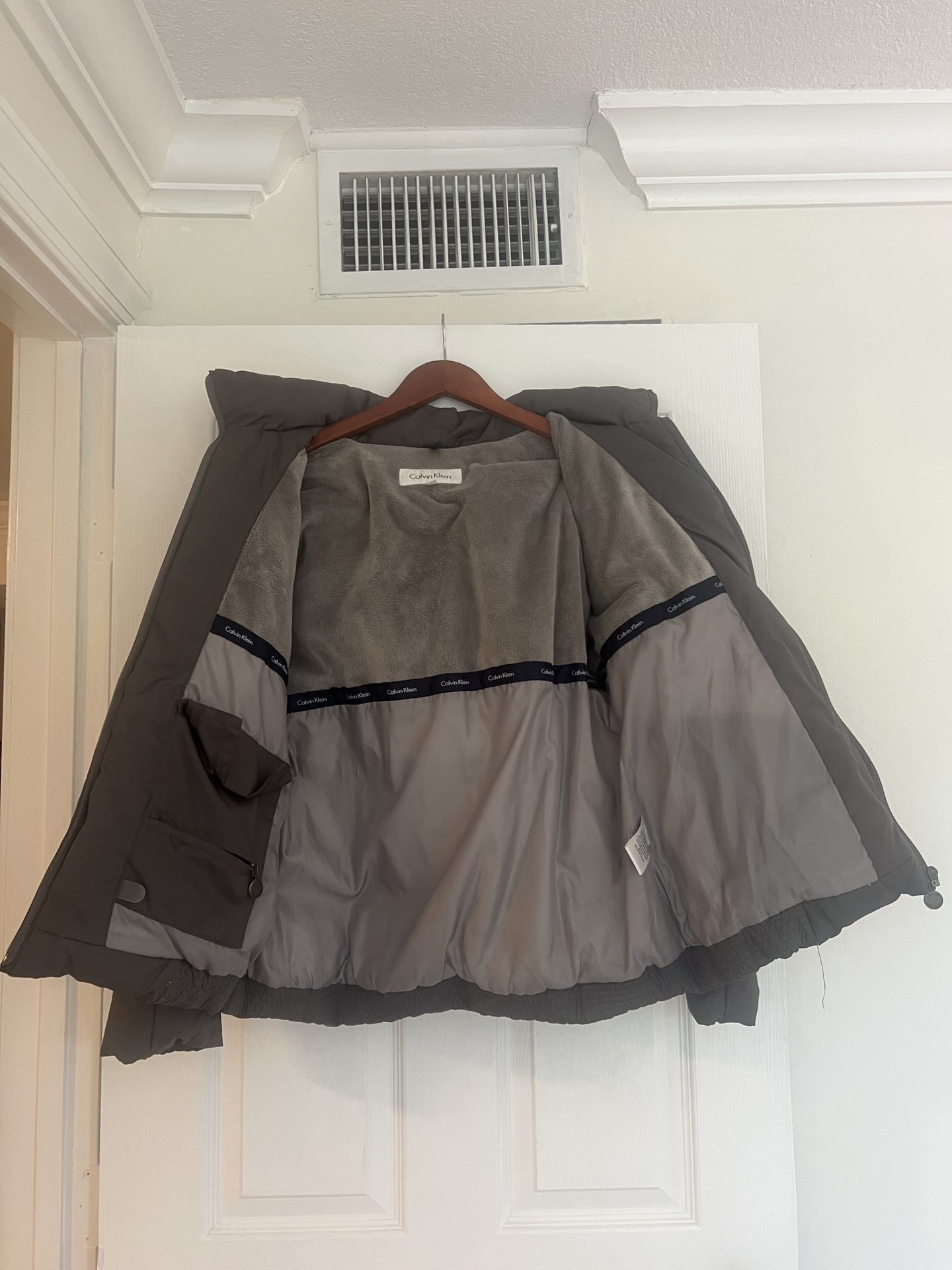 CK Women Hooded Puffer Jacket (size S)