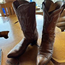 Tony Lama Women's Boots 51/2 A 