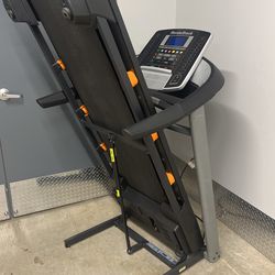 NordicTrack C910i Treadmill for Sale in Fort Lauderdale FL OfferUp