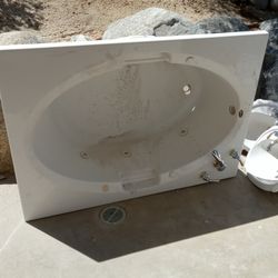 Jacuzzi Like New 