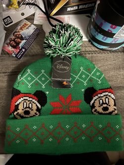 New Disney Mickey Mouse Christmas Beanie