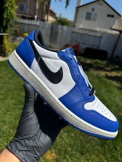 JORDAN 1 LOW Retro GAME ROYAL