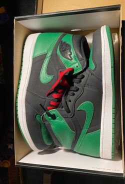 Nike Air Jordan 1 Retro High OG Pine Green Sneakers