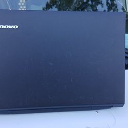 LENOVO  LABTOP WORKS WELL 500 GIGS  AND 4 GIGS MEMORIE