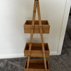 Wooden Tri-Shelf 