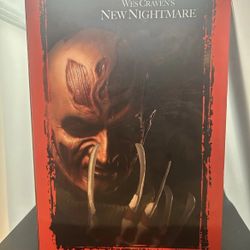 Wes Cravens New Nightmare Action Figure Sideshow Collectables New in Packaging