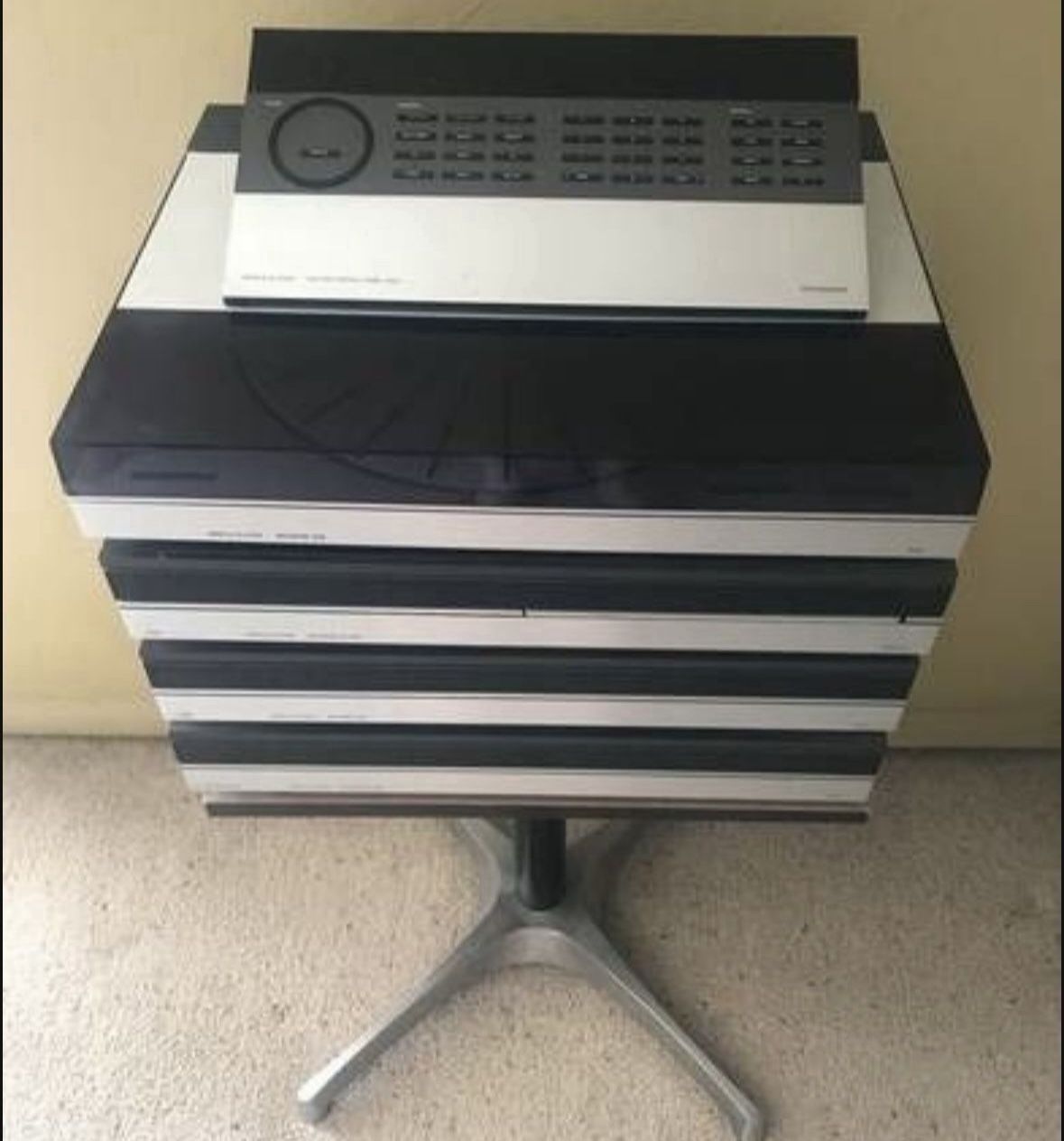Bang & Olufsen B&O Vintage 5500 Stereo System Cassette CD AM/FM