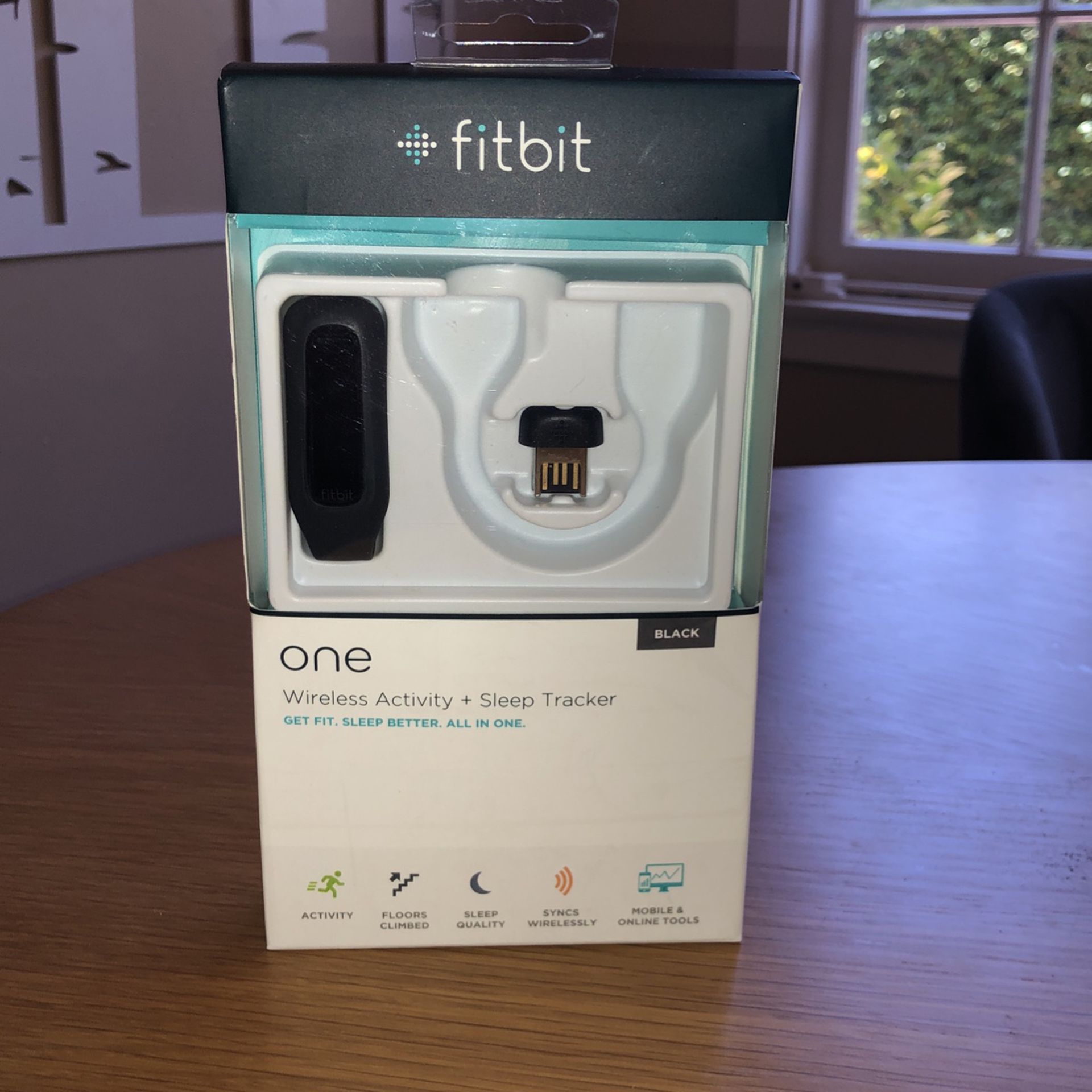  Brand New Fitbit One In Bx