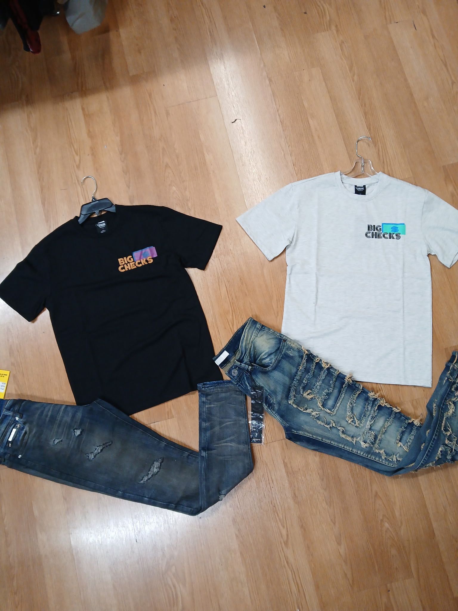 New Jeans New Shirts