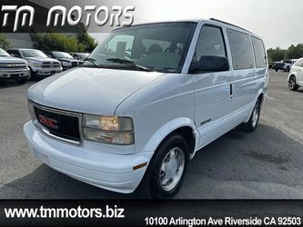 2000 GMC Safari Passenger