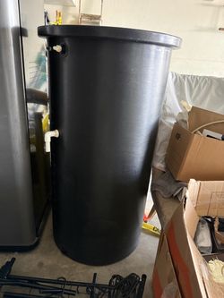 Large saltwater mixing station