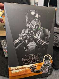 Hot Toys Star Wars 1/6 Scale Death Trooper Mandalorian TMS013