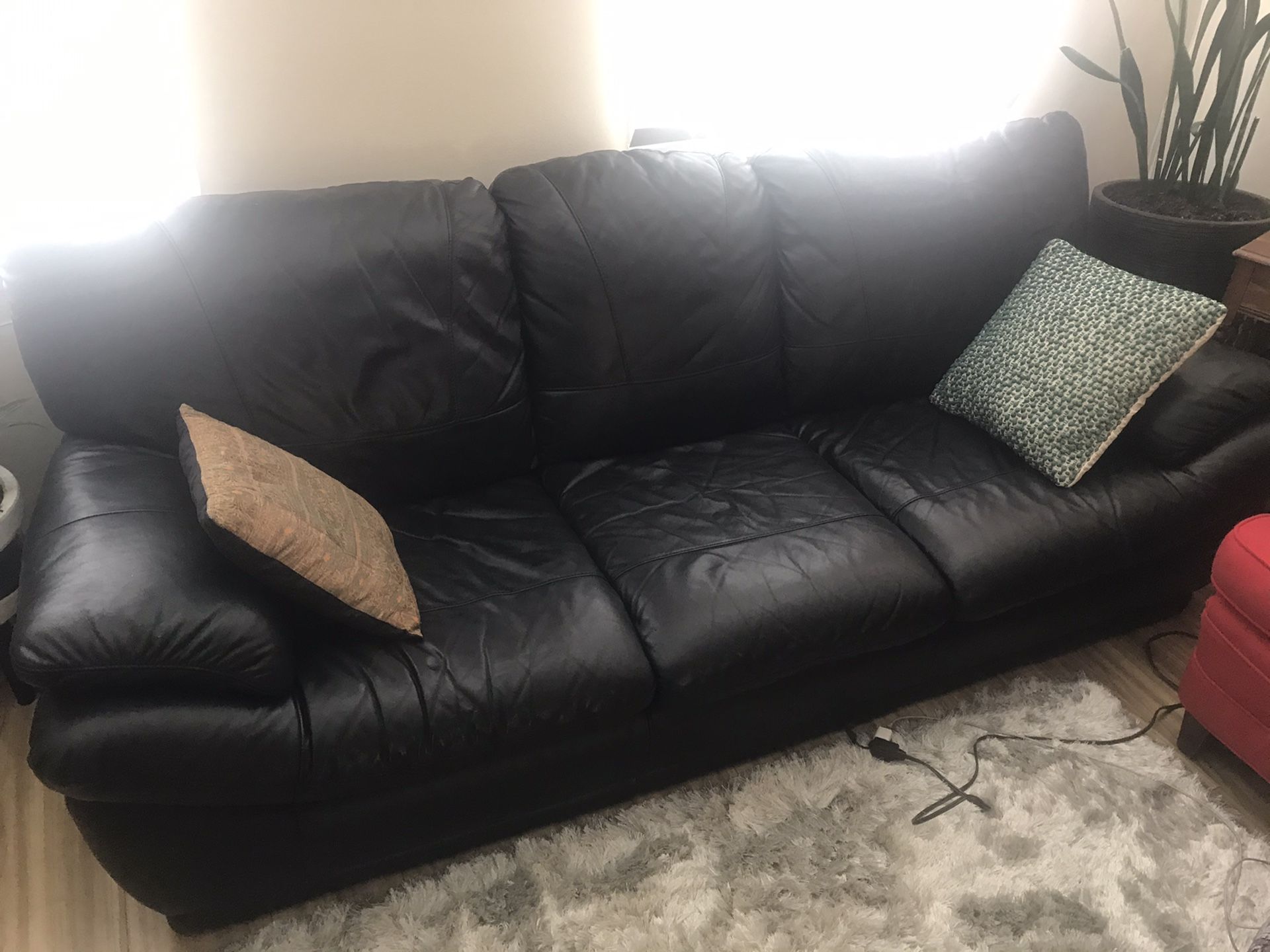 Nice black leather Couch