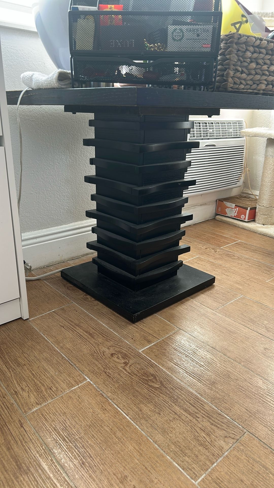 1 Coffee table and 1Table For Living Room