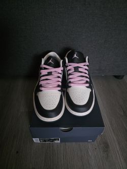 WOMENS AIR JORDAN 1 LOW SE