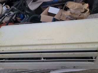 Ac split 208 v