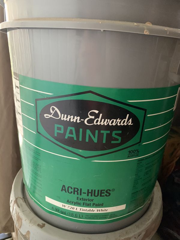 Dunn Edwards exterior flat paint/ pintura opaca café exterior for Sale in Diamond Bar, CA OfferUp