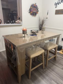 Dining Room Table For Sale, Like New!