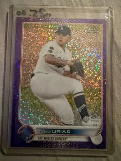 Topps chrome Julio Urias speckle /299