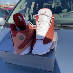 Jordan 13 Retro ( Dune Red )