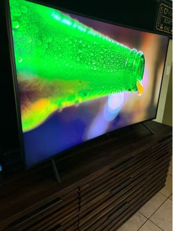 Samsung TU8300 Curved 4K UHD Smart TV