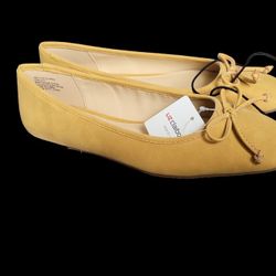 Liz Claiborne Flats