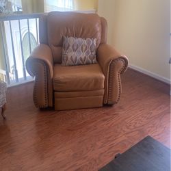 Lounge Chair