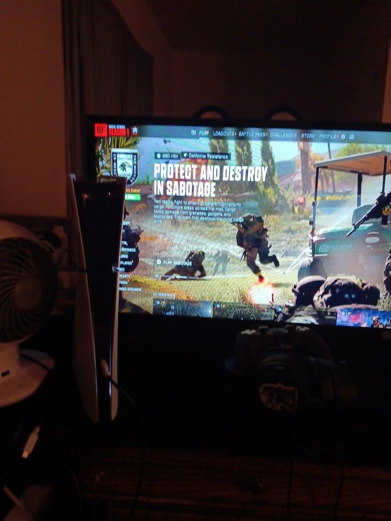 PS5 Digital Slim W/5 Tb External Hard Drive