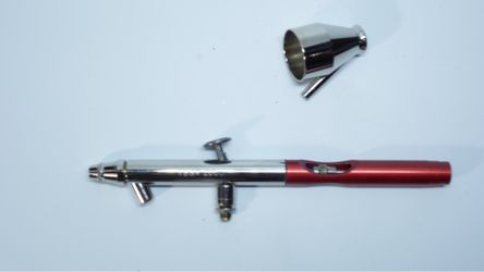 Vega Airbrush. Siphon Feed.