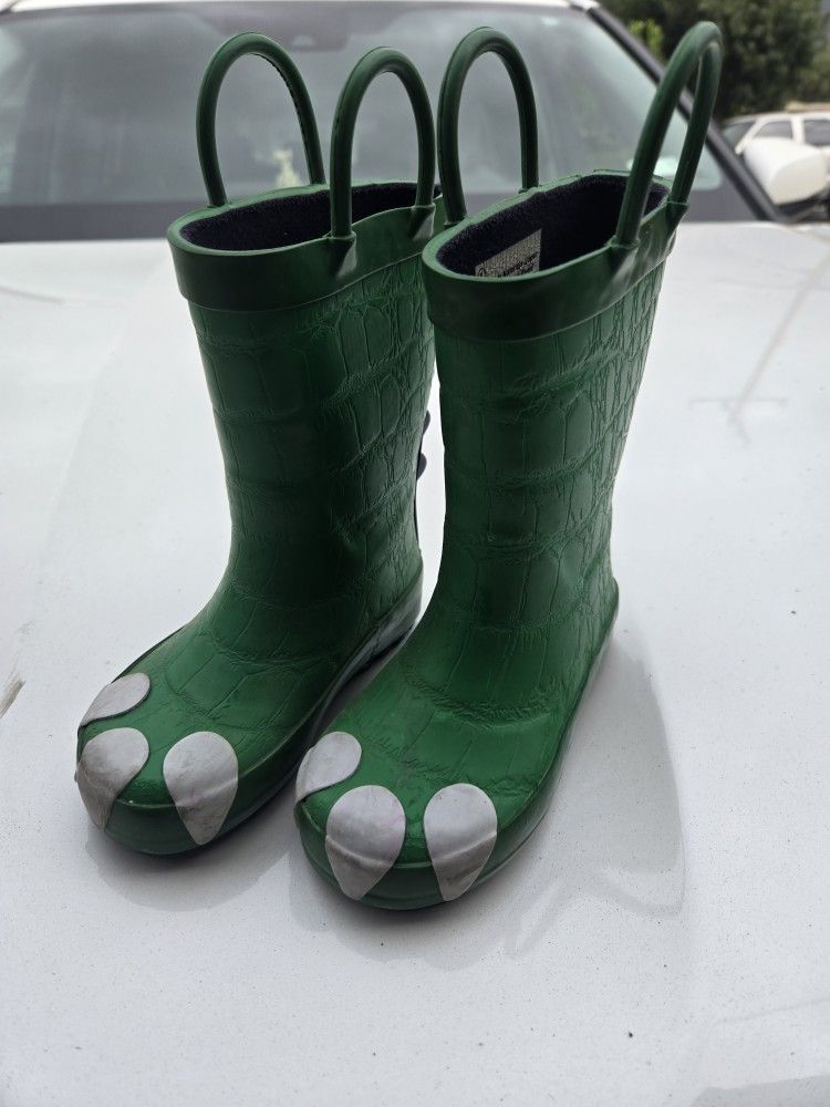 Rainboots Toddler size 6
