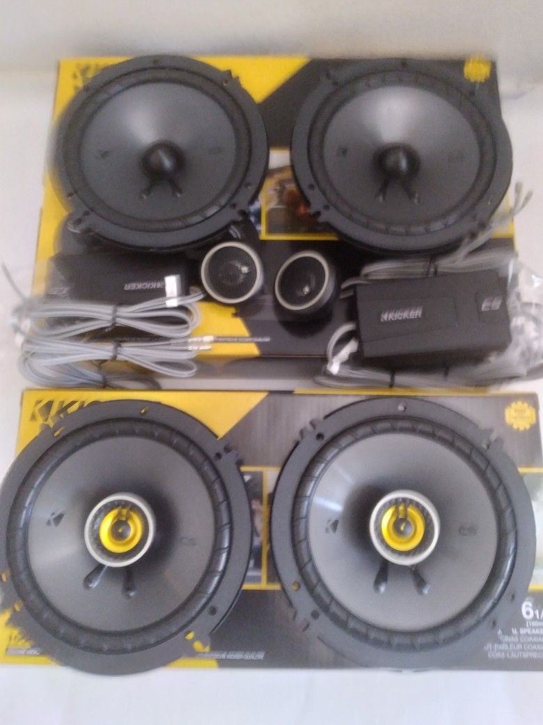KICKER 1 PAIR 6.5 INCH 300 WATTS COMPONENT SET WITH CROSSOVER & 1 PAIR 6.5 INCH 2 WAY 300 WATTS CAR SPEAKER ( BRAND NEW PRICE IS LOWEST INSTALL NOT AV