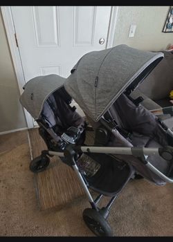 Evenflo pivot double stroller