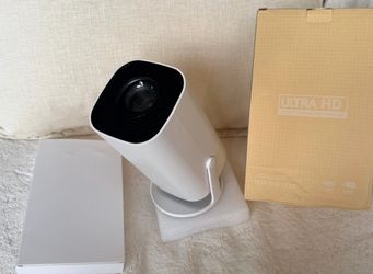 Brand new 720P Smart Projector – WiFi 6, Bluetooth, 180° Rotation