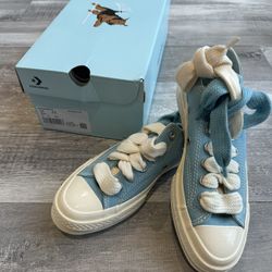 Converse Chuck Taylor 70  Size 6.5 Women’s 