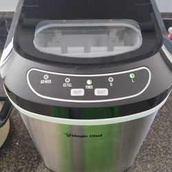 Magic Chef IceMaker