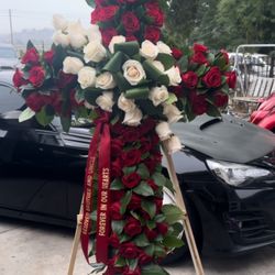 Flowers Arrangements For Funerals 