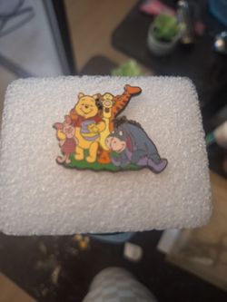 WINNIE THE POOH PIN