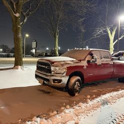2023 ram 3500 bighorn with 14 big tex 14 GN trailer for sale