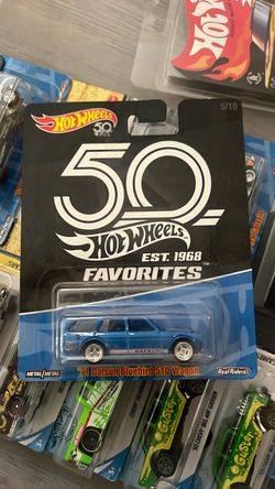 Hot Wheels 50th Favorites '71 Datsun Bluebird 510 Wagon