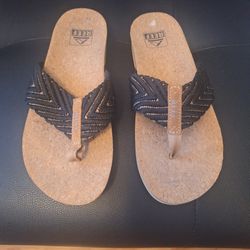 Size 7 Like New Women's Reef Cork Cushion Woven Sandals