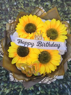 Sunflowers 🌻 forever flower arrangement