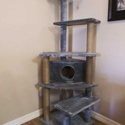 NEW ASSEMBLED Kitty Cat Condo Tree Tower Scratch Post (🐈's up to 40lbs) GREY OR BEIGE