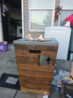 Outdoor Decorative Propane Gas Fire Pit Electric Start Takes Propane Cylinder