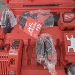 Milwaukee M 18 Short Throw Press Tool Kit