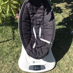 4 Moms For Baby —-No Charger—As is