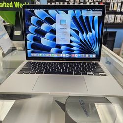 MacBook Pro with Touch bar 2020 512 SSD 16 GB