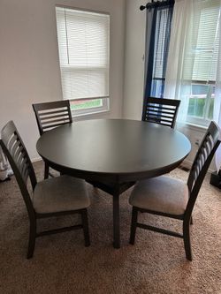 Dining room set
