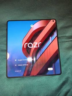 Motorola Razr Fold 512gb T-Mobile Companies Only Clean IMEI ( Not Unlocked)