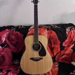 Yamaha Fg830 