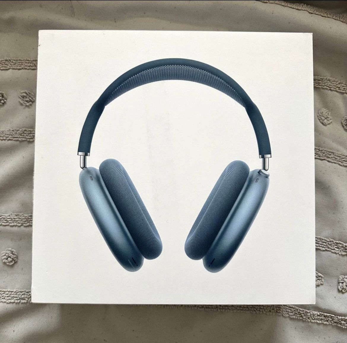 Apple Airpod Pro Max Brand New Blue